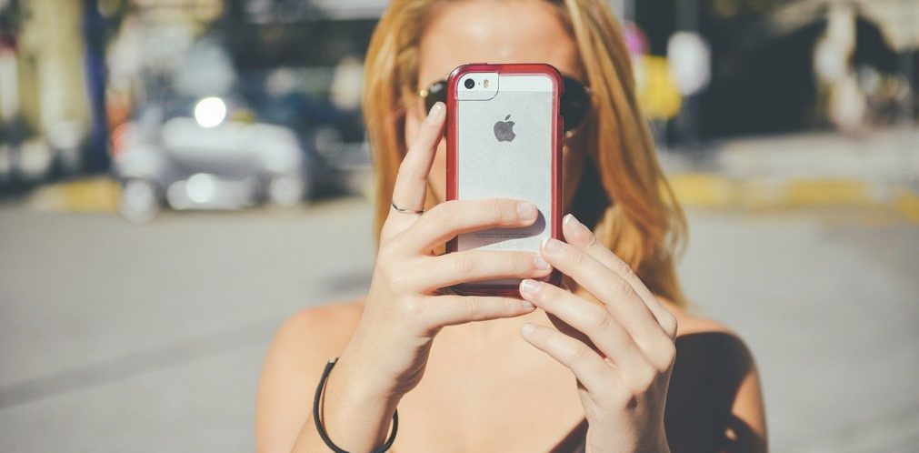 ¿Cómo influyen las Nuevas Tecnologías en los Adolescentes? ¿Cómo influyen las Nuevas Tecnologías en los Adolescentes?