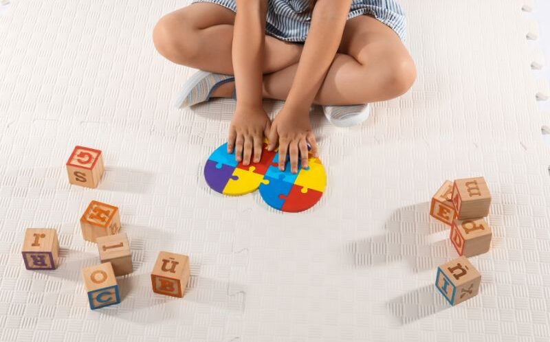 ¿Qué es el trastorno del espectro autista (TEA)? - Centro de psicología Zoraida Rodríguez ¿Qué es el trastorno del espectro autista (TEA)? - Centro de psicología Zoraida Rodríguez
